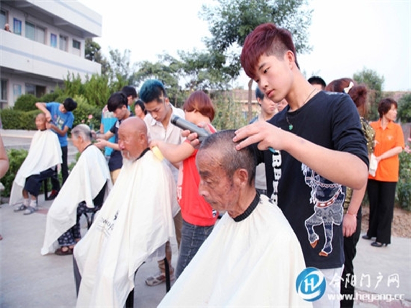 1555406596470082862.jpg 02.jpg