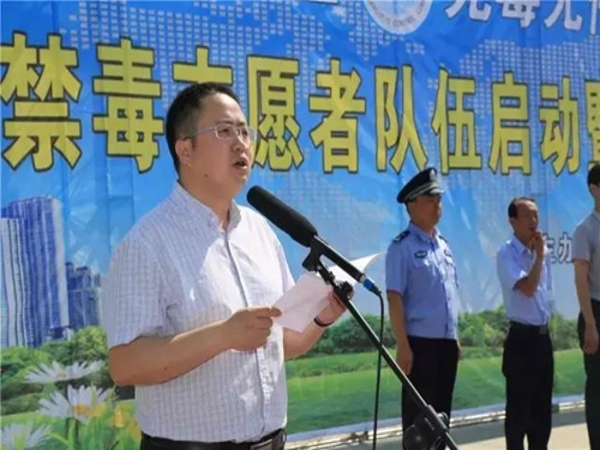 1555592204074060133.jpg 1124111157-3.jpg