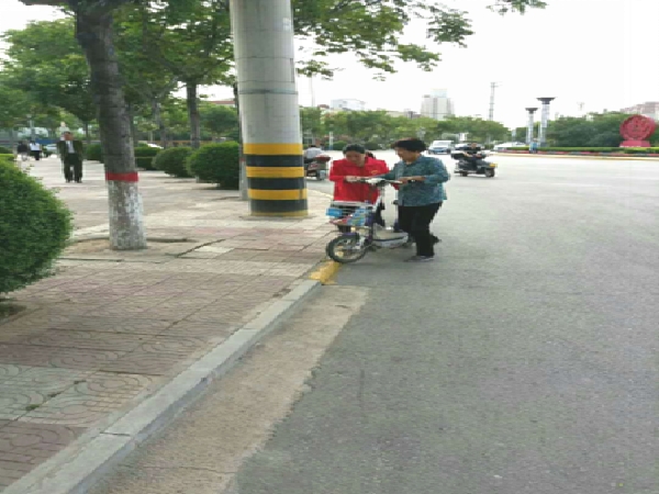 1555939341417052316.png 2-1Q220143R5922.png