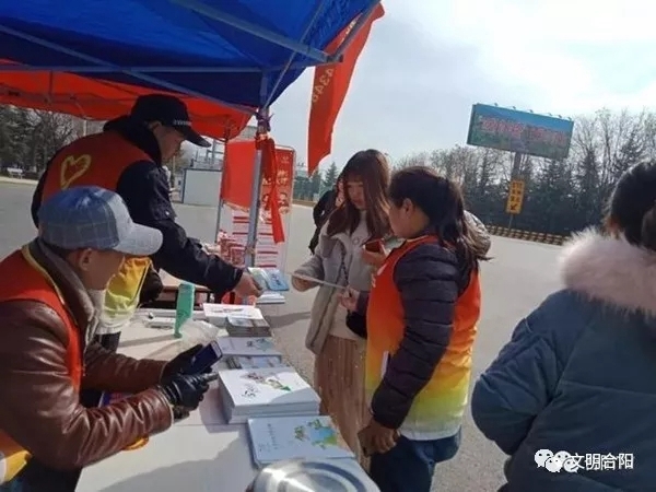 1555944699780072048.jpg 2-1Z21QA031Y1.jpg