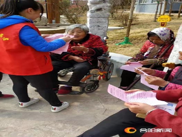 1555946227412059392.jpg 2-1Z312104123H2.jpg