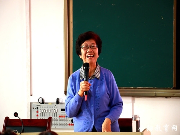 1556092818389092660.jpg 0JI425V-0.jpg