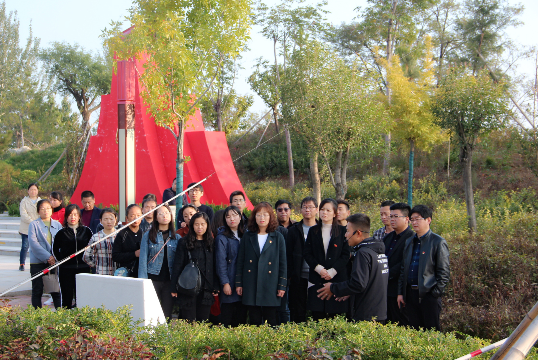 1572313621103026328.jpg 5.jpg