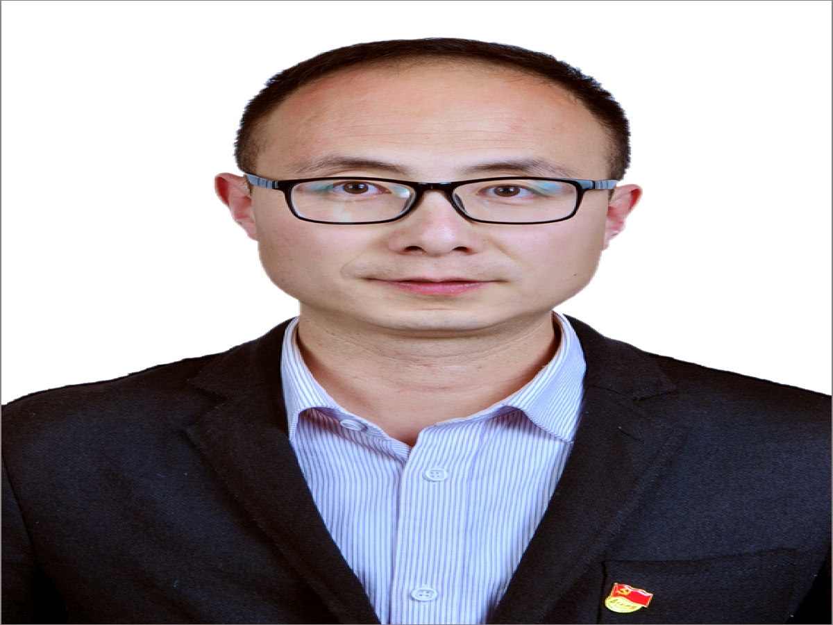 李明.jpg
