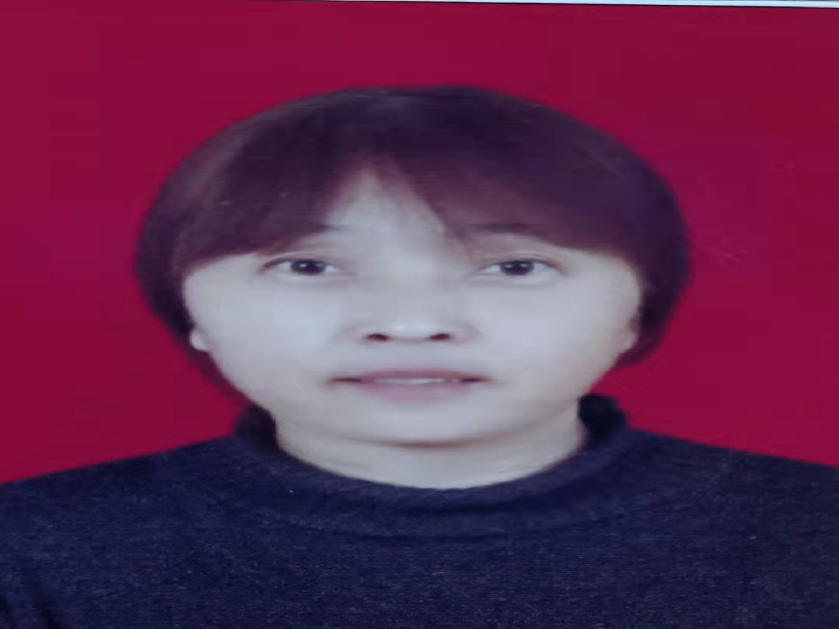 党红阁证件照.jpg