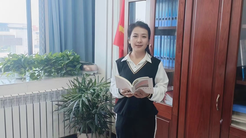刘亚珍.jpg